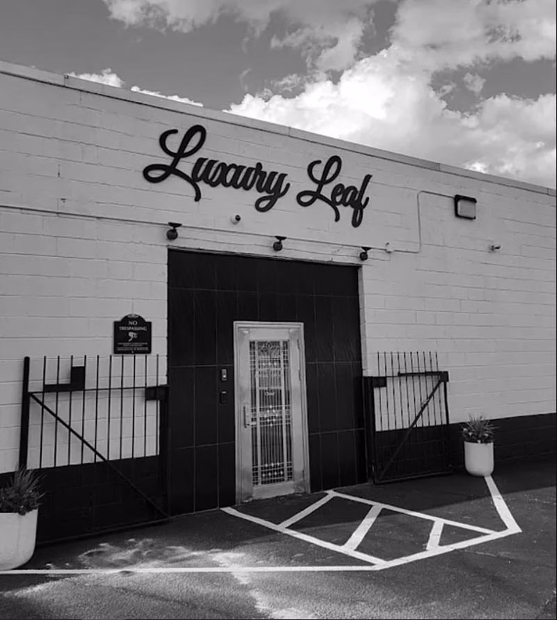 Front Door View of Luxury Leaf Dispensary Near Clayton Missouri